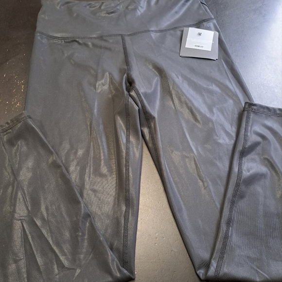 NWT Cycle House Shiny Black Workout Leggings    Size XL - Picture 5 of 10